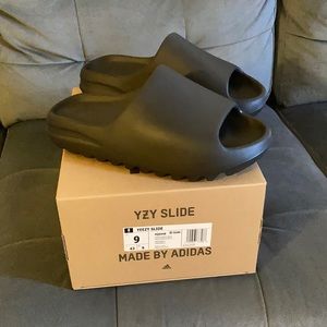 Adidas Yeezy Slides - Onyx